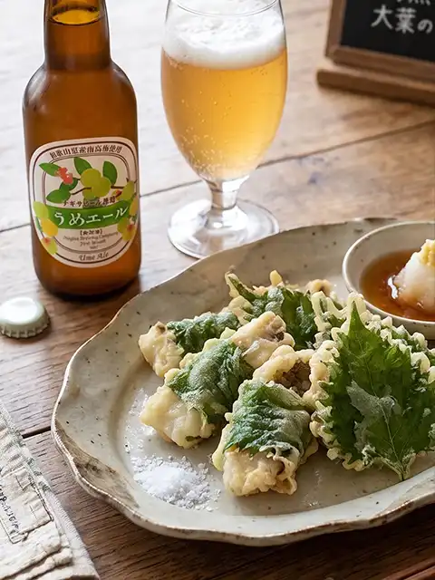 うめエールと白身魚と大葉のフリット